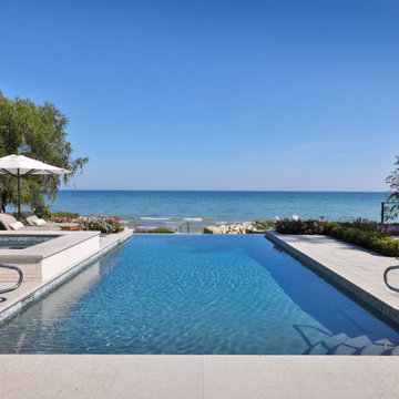 Luxurious Pool & Spa Retreat in Wisconsin