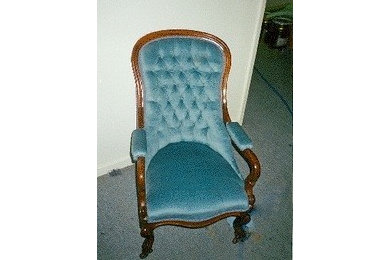 Gents Chair.