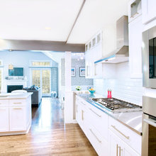 Cabinet hardware