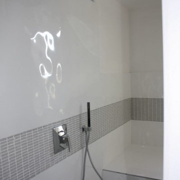 Optimisation de l'espace pour bain, douche et vasque