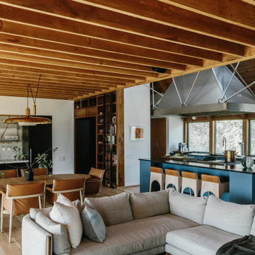 Cloverdale Family Room