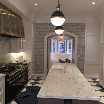 Kitchen brownstone