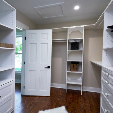 Colonial Modern Farmhouse