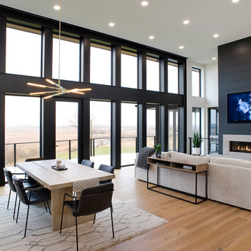 Riverside Modern Residence