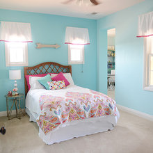 Girl’s Room