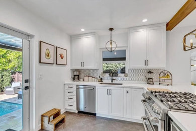 Beach style kitchen photo