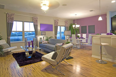 Inspiration for a modern living room remodel in Austin