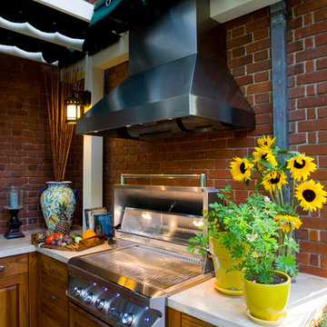 California Show House Outdoor Kitchen