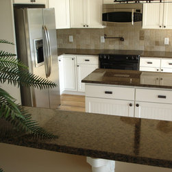 Kitchens with White Cabinets - Kitchen Cabinetry