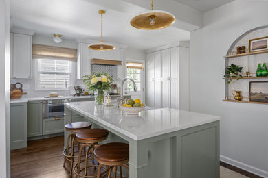 Elegant kitchen photo in Seattle