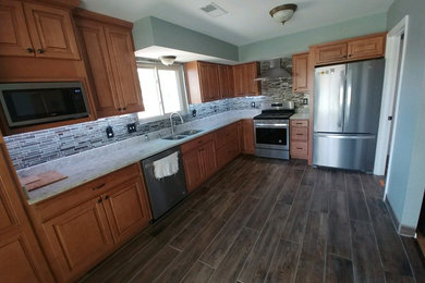 Transitional kitchen photo in Albuquerque
