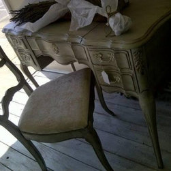 Rusty N'Chippy's Vintage Boutique - Home Decor