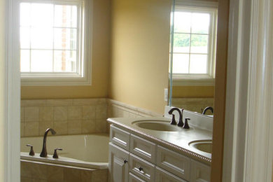 Bathroom photo in Other