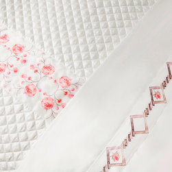 Strength & Beauty - Bedding