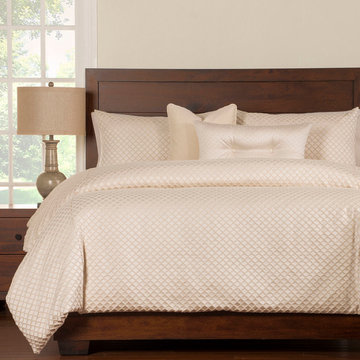 Lyra Bedding Set