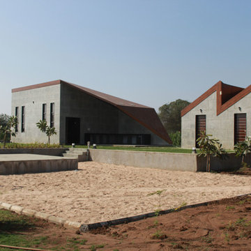 Manekpore Farmhouse