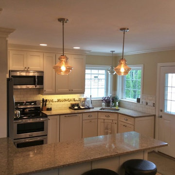 Peninsula Eating Area