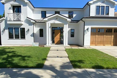 Exterior home idea in Los Angeles