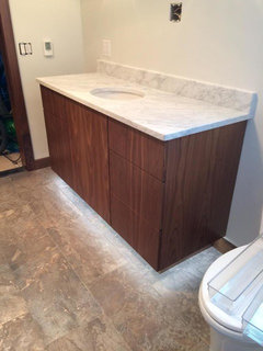 backsplash vanity behind