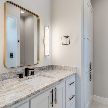 Modern: 3,694 ft², 4 BR/4.5 BA/1 ST