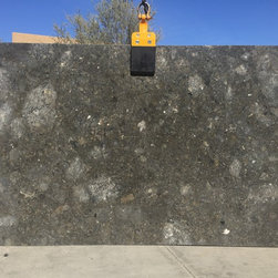 Marble/Travertine Slabs - Products