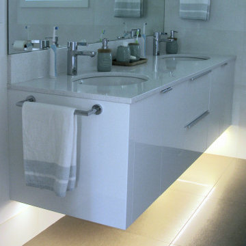 Floating Double Vanity with Integrated LED Lighting – Upper Lonsdale