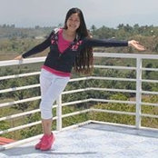 Foto de Gift Layang
