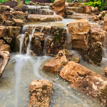 Massive Disappearing Waterfall