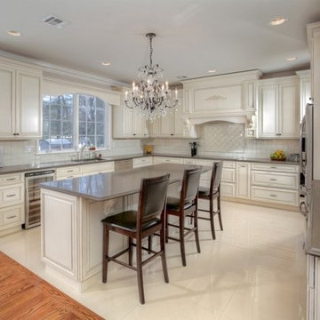 White Traditional kitchen
