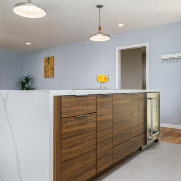 Coastal Modern Kitchen - Long Beach, CA