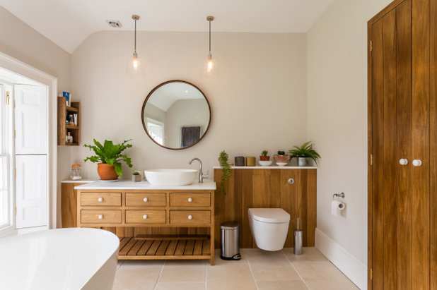 Country Bathroom by South Downs Construction