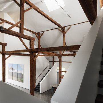 BARN HOUSE