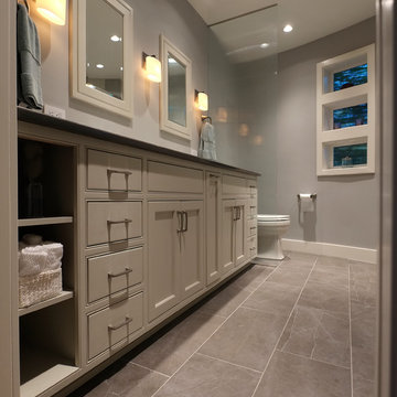 Master Bath with a Curve