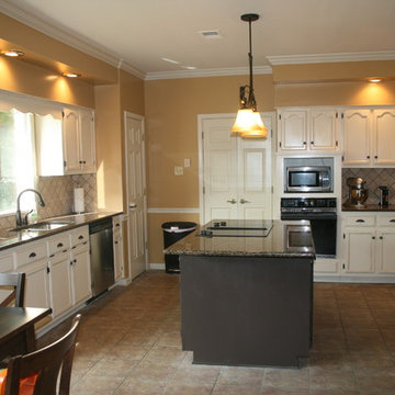 Paint and Glaze Oak Kitchen Cabinets