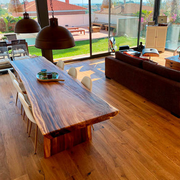 Handveredelte Landhausdiele "Eiche Caucaus" in Haus in Barcelona