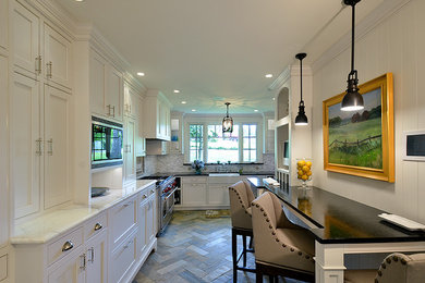 Transitional kitchen photo in Philadelphia