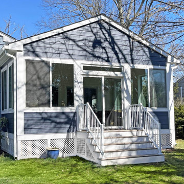 Bright & Airy 3-Season Porch