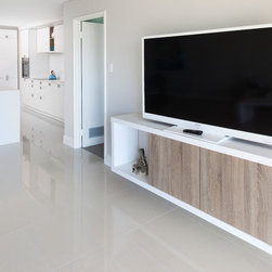 Beachside Apartment - Products