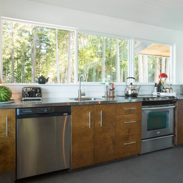 Houzz Tour: Designers Get Creative With Their Island Getaway