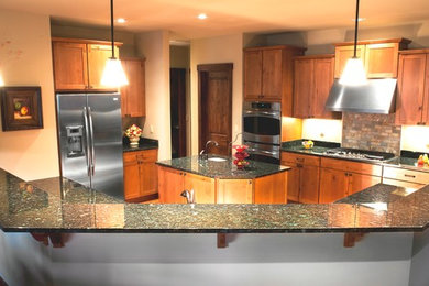 Example of a kitchen design in Denver