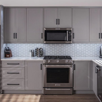 Traditional Kitchen Cabinets