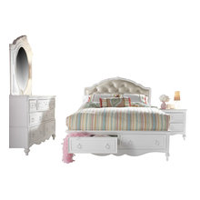 Charlotte’s Room