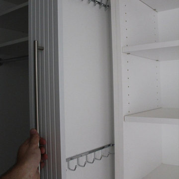 Empress Avenue - Bedroom Master Closet
