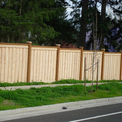 Overlapped Picture Frame Cedar Fence - Home Fencing And Gates