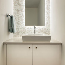 BATHROOM / POWDER ROOM