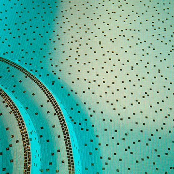 24k Gold Accented Glass Tiled Pool