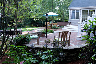 Design ideas for a modern landscaping in Boston.