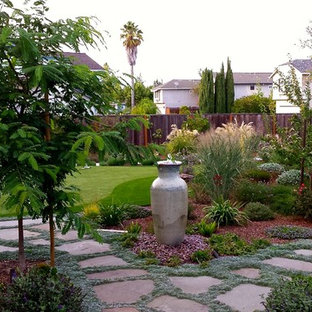 Stilmix Garten hinter dem Haus in San Francisco