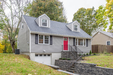 Transitional home design photo in New York
