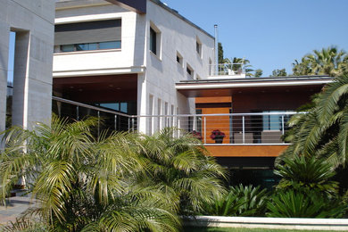 This is an example of a modern home in Other.